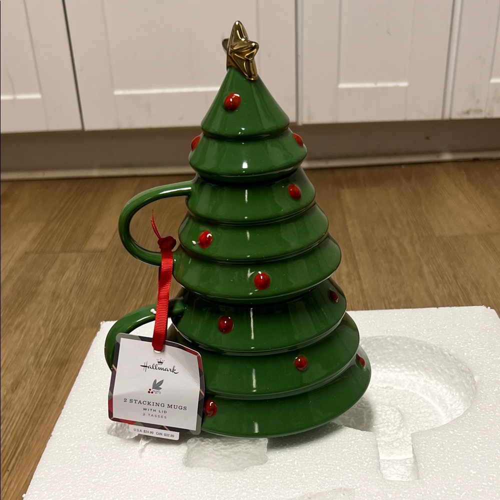 Hallmark Green and Gold Christmas Tree Mug Set
